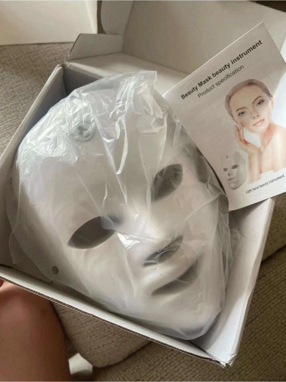 Light Facial Beauty Instrument LED Therapy Mask - White